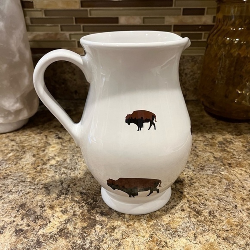 Roaming Buffalo Pitcher 5.5 - 6 cups Homer Loughlin China